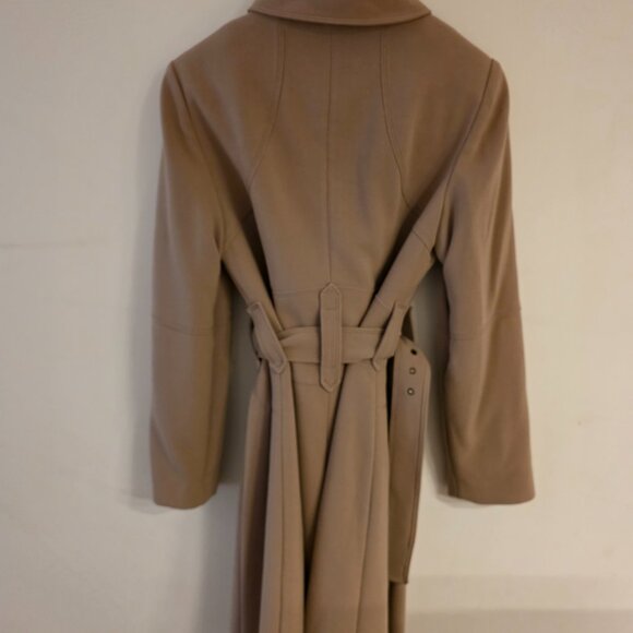 Jacket - Picture 2 of 6